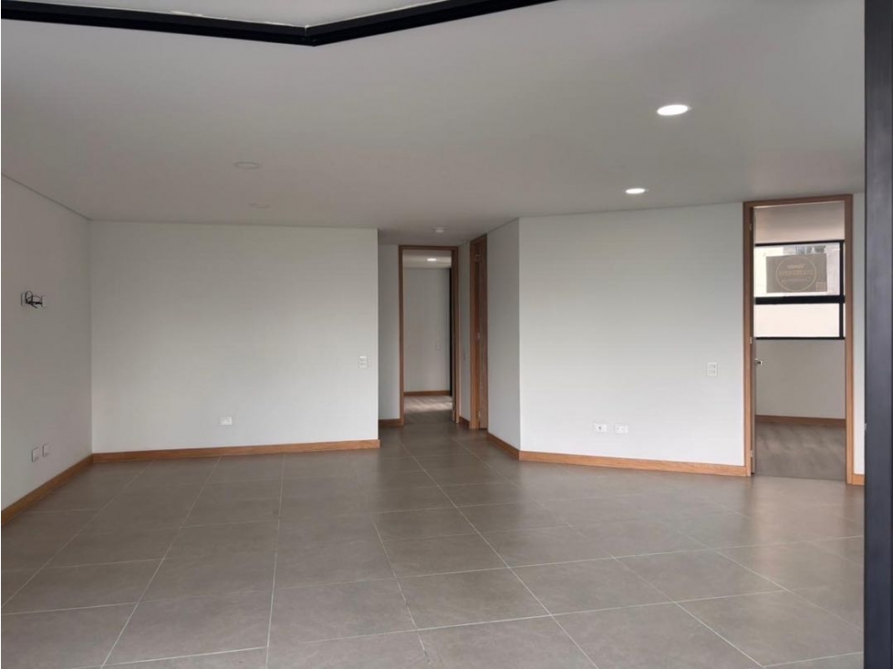 Se vende apartamento en las palmas cerca al tunel — foto 2