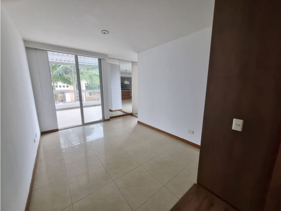 Se vende apartamento en Laureles — foto 4