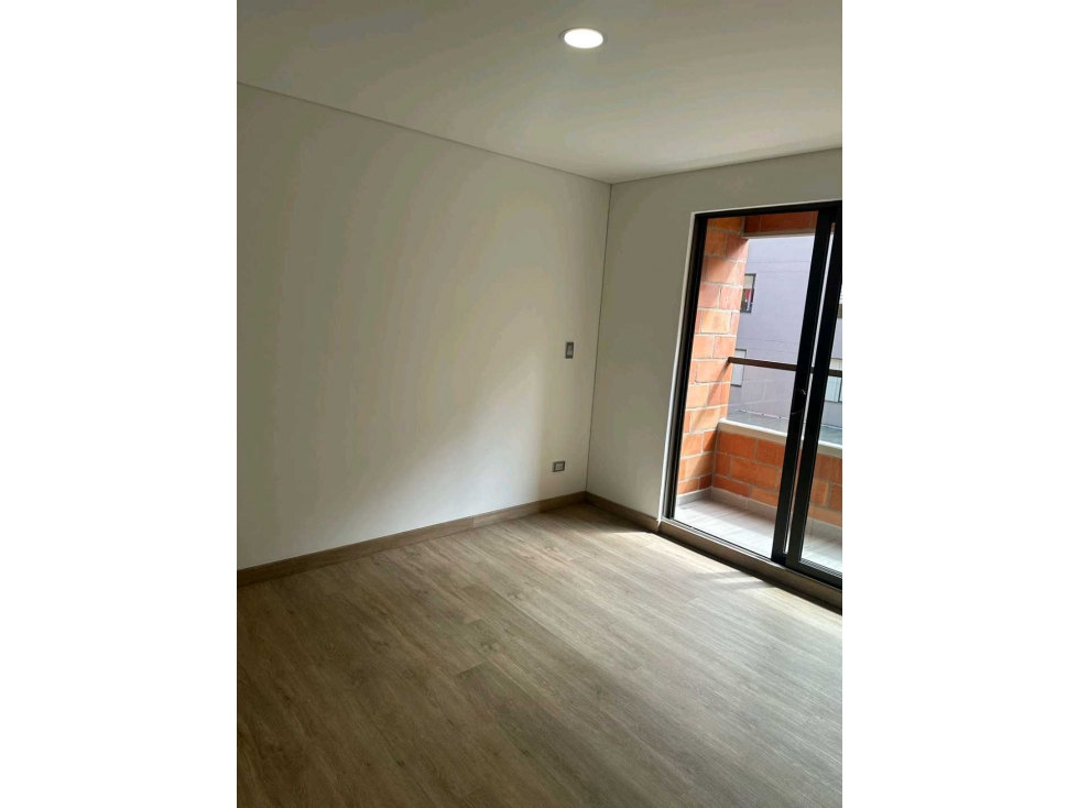 Se vende apartamento en laureles para estrenar — foto 5