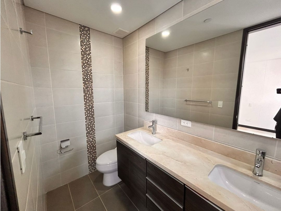 SE VENDE APARTAMENTO EN LAURELES SECTOR SANTA TERESITA — foto 5