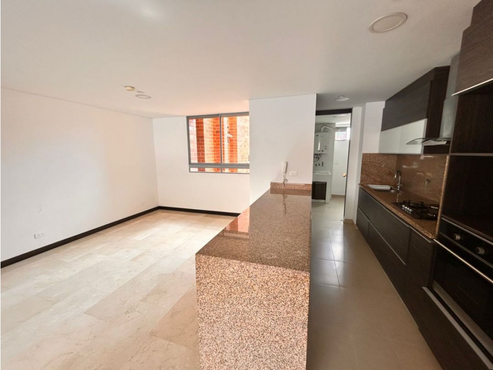SE VENDE APARTAMENTO EN LAURELES SECTOR SANTA TERESITA — foto 6