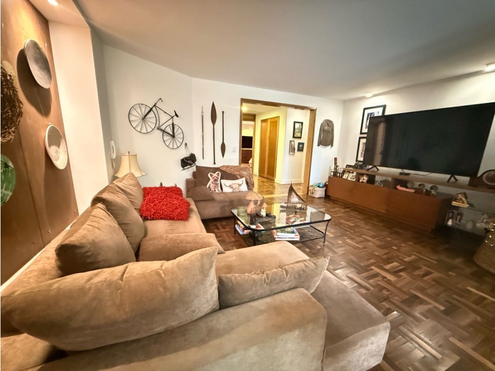 SE VENDE AMPLIO APARTAMENTO EN CASTROPOL — foto 5