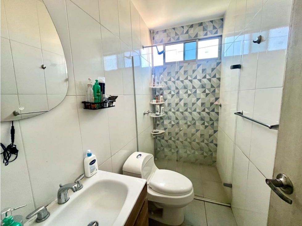 SE VENDE APARTAMENTO EN LOS ALPES — foto 4