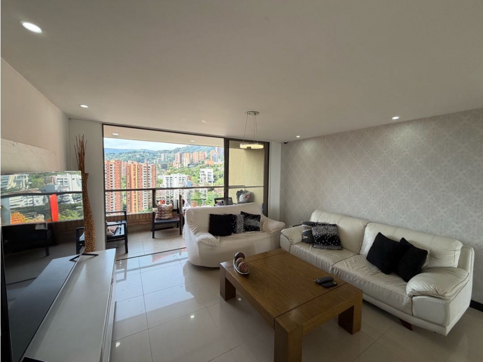 Se Vende Apartamento en Los Balsos, Poblado