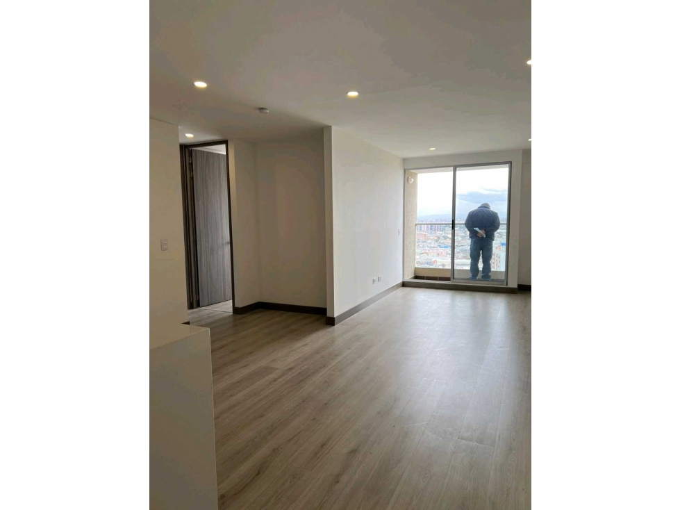 SE VENDE APARTAMENTO EN LOS MARTIRES — foto 4