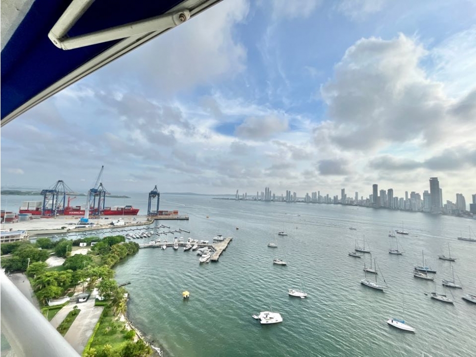 SE ARRIENDA APARTAMENTO AMOBLADO EN MANGA, SOBRE LA BAHIA — foto 4