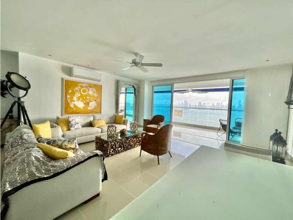SE ARRIENDA APARTAMENTO AMOBLADO EN MANGA, SOBRE LA BAHIA — foto 6