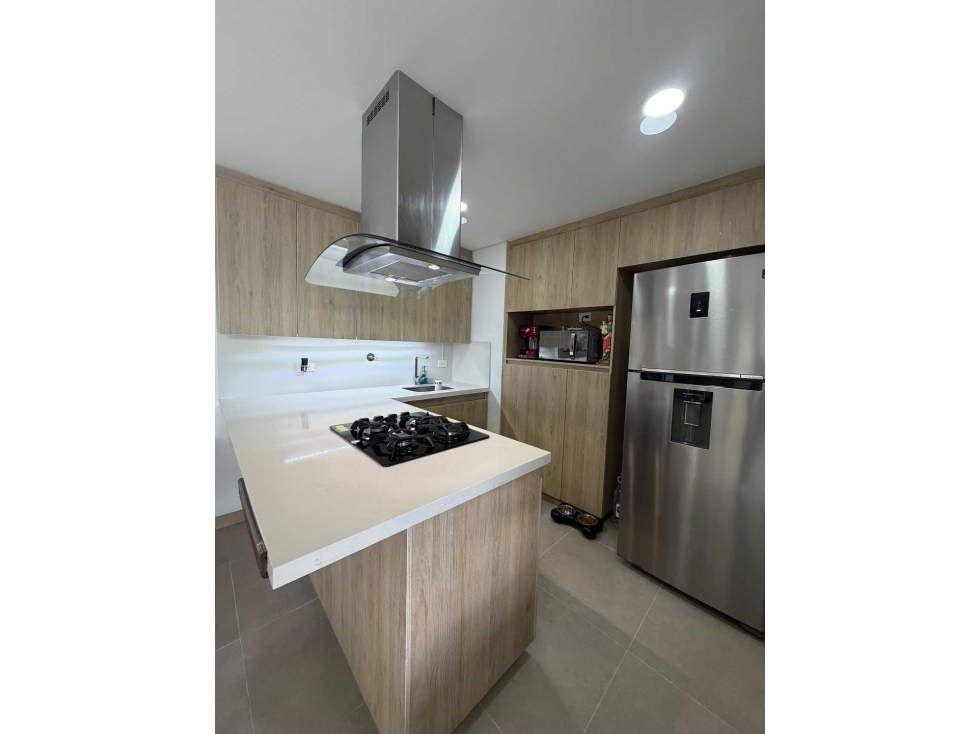 Se vende apartamento en Medellin el poblado — foto 6