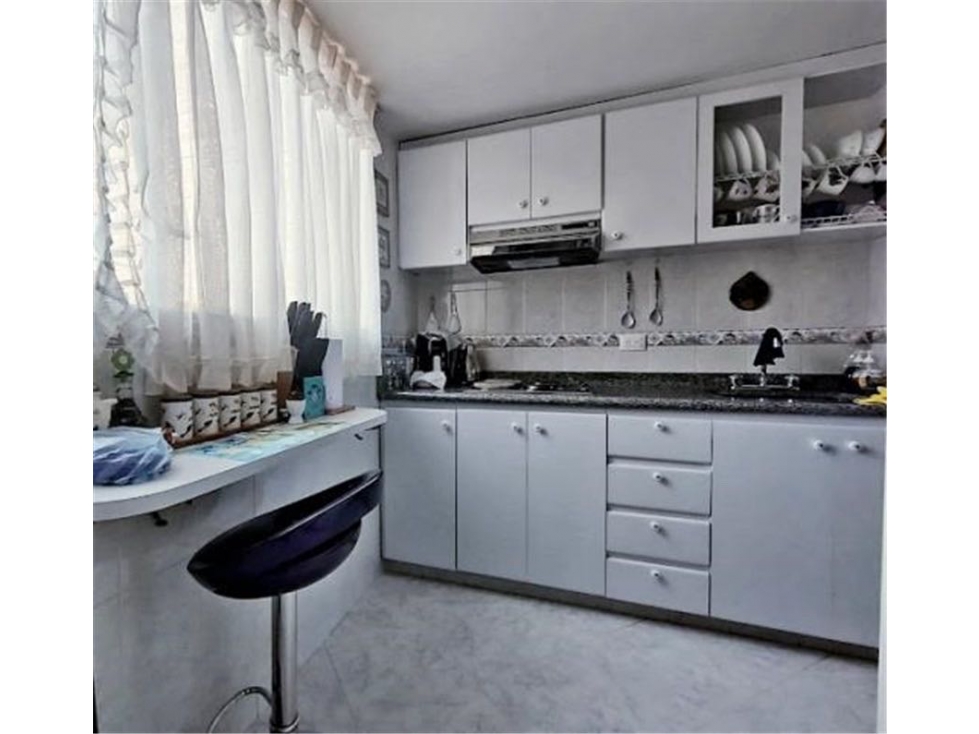 SE VENDE APARTAMENTO EN MIRANDELA.P — foto 4