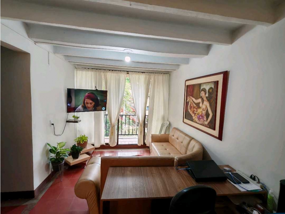 SE VENDE APARTAMENTO EN NIQUIA PARTE BAJA CON PARQUEADERO COMUN - 1