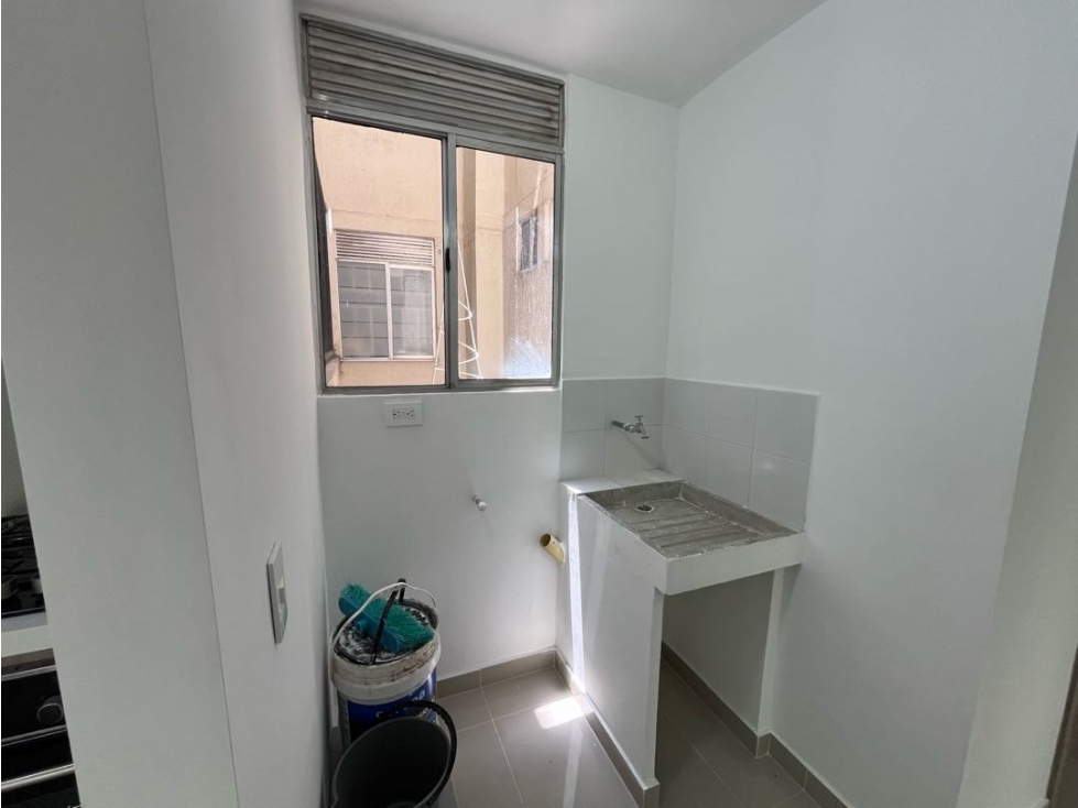 Se vende apartamento en parques de bolivar 2 - 6