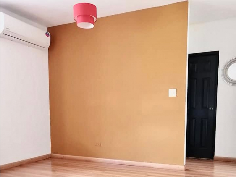 Apartamento en venta PH Las Roccas - Condado del Rey (YM)