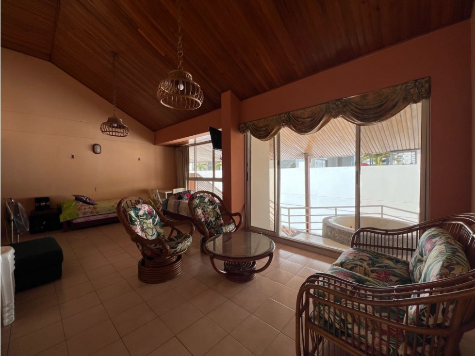 Se vende apartamento en Playa Salguero - Santa Marta — foto 2
