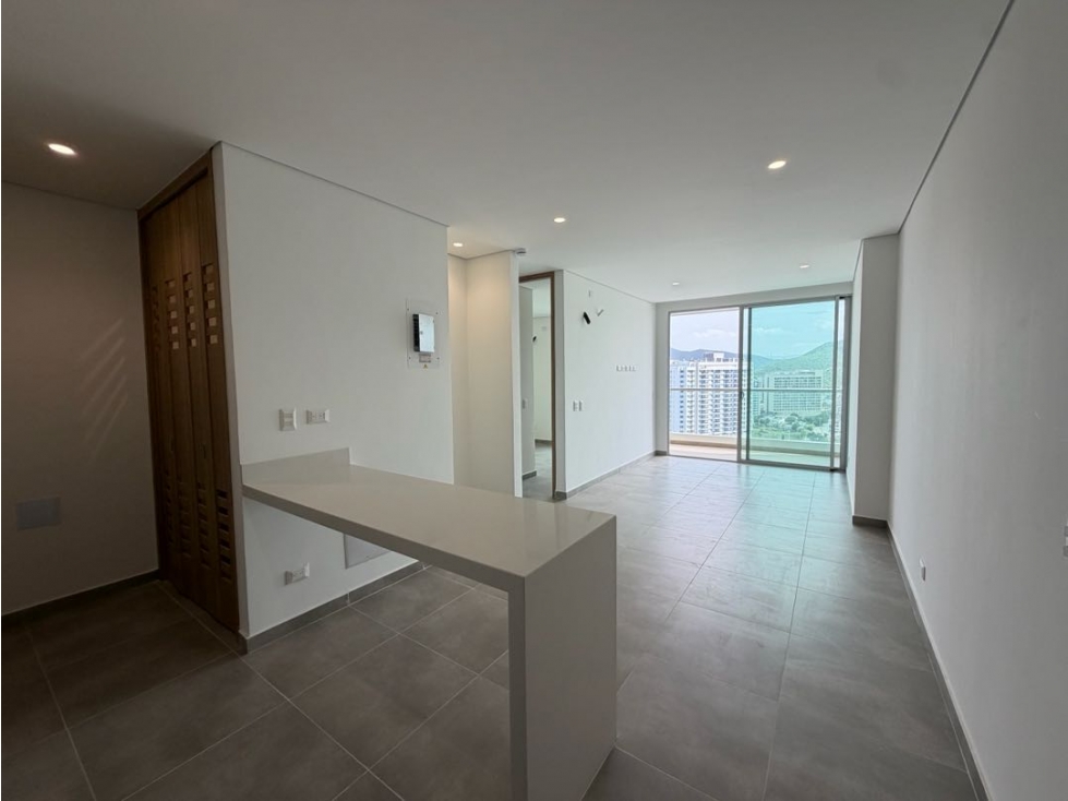 Se arrienda apartamento en Playa Salguero, Santa Marta - 4