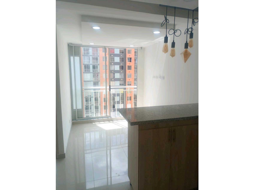 SE VENDE APARTAMENTO EN PRIMAVERA 6-39 ET 2 PUENTE ARANDA — foto 2