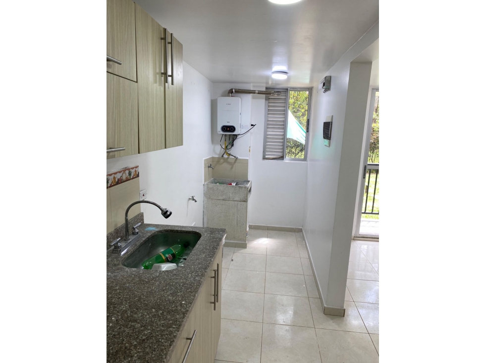 SE VENDE APARTAMENTO EN RIO NEGRO CERCA AL HOSPITAL CENTRAL - 2