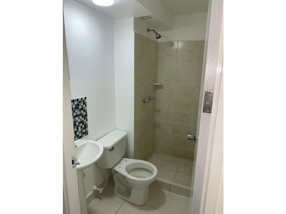 SE VENDE APARTAMENTO EN RIO NEGRO CERCA AL HOSPITAL CENTRAL - 6