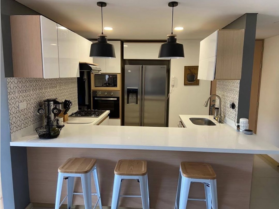 Se vende apartamento en Sabaneta Loma San José