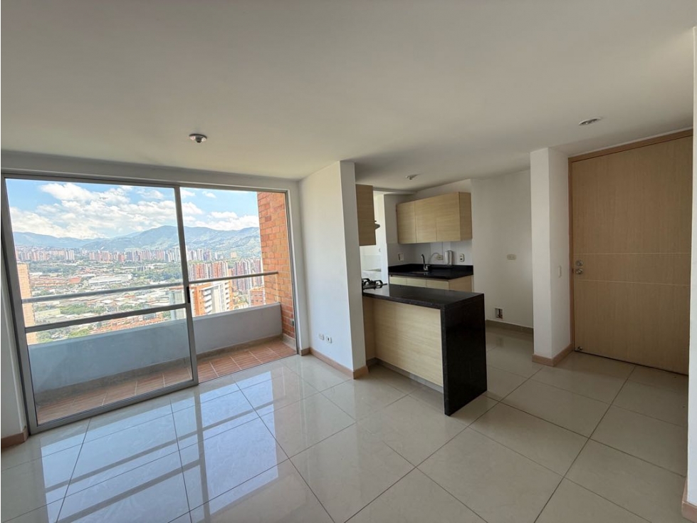 Se vende apartamento en sabaneta unidad muy comercial 72 mt2