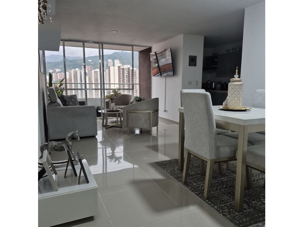 Se vende apartamento en Sabaneta cerca a todo