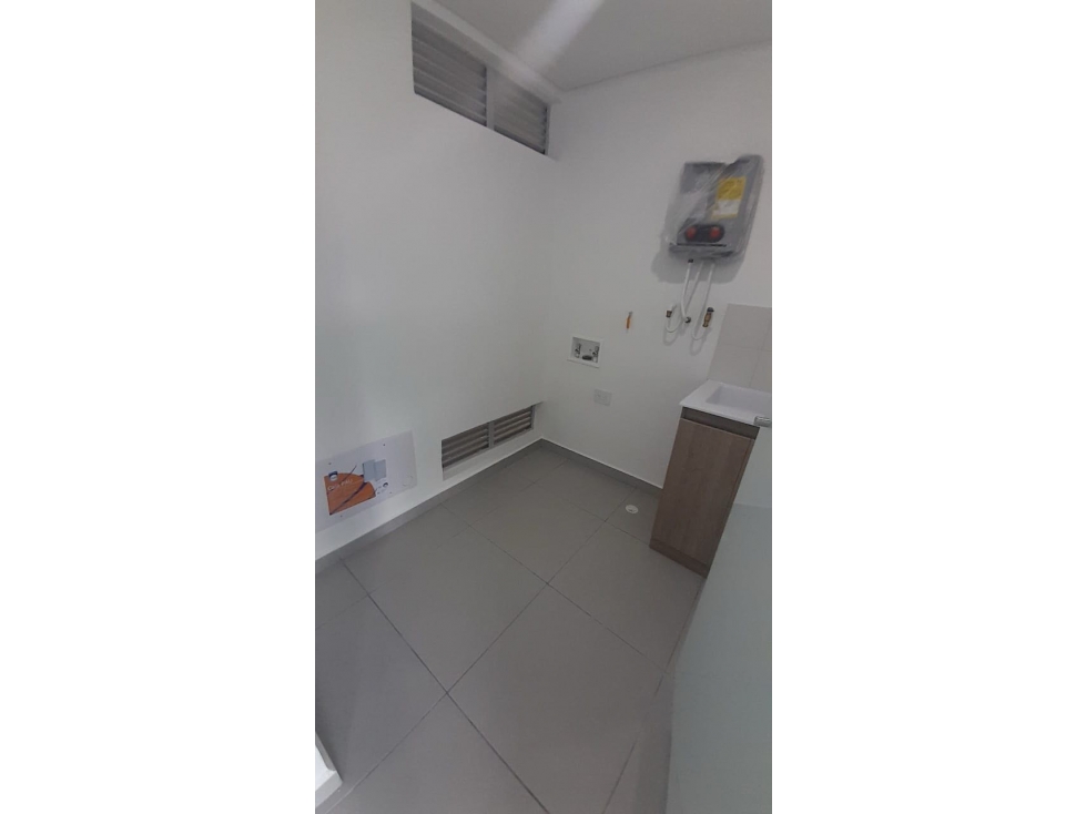 SE VENDE APARTAMENTO EN SABANETA NIDO - SOLO PARA INVERSIÓN — foto 6