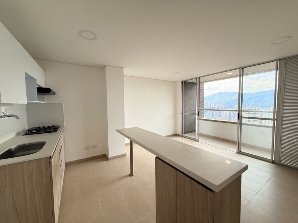 SE VENDE APARTAMENTO EN SABANETA SECTOR SAN JOSÉ PARTE BAJA
