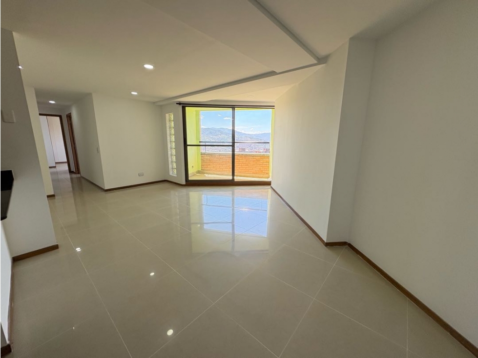 Se vende apartamento en sabaneta las lomitas