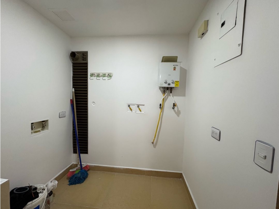 Se vende apartamento en sabaneta las lomitas — foto 4