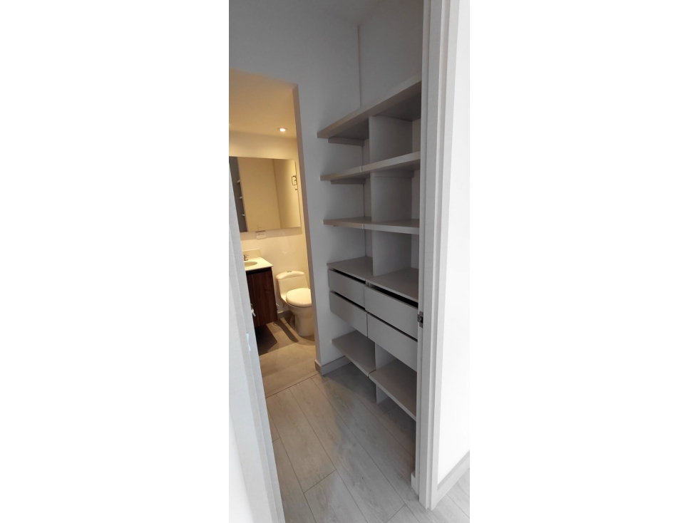 SE VENDE APARTAMENTO EN SABANETA/CESION DE DERECHOS PARA ESTRENAR — foto 3