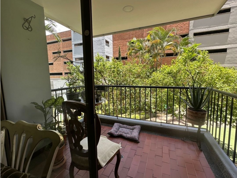 SE VENDE APARTAMENTO EN SABANETA ZONA PLANA CERCA AL HOSPITAL