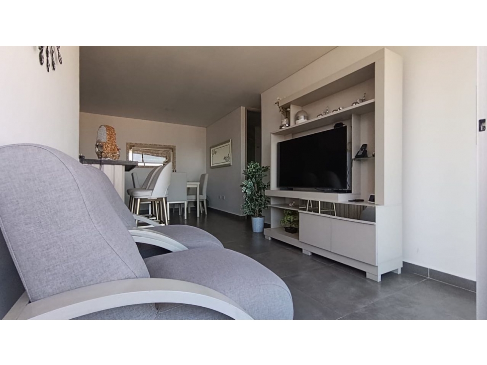 SE VENDE APARTAMENTO EN SABANETA LA DOCTORA PARTE BAJA