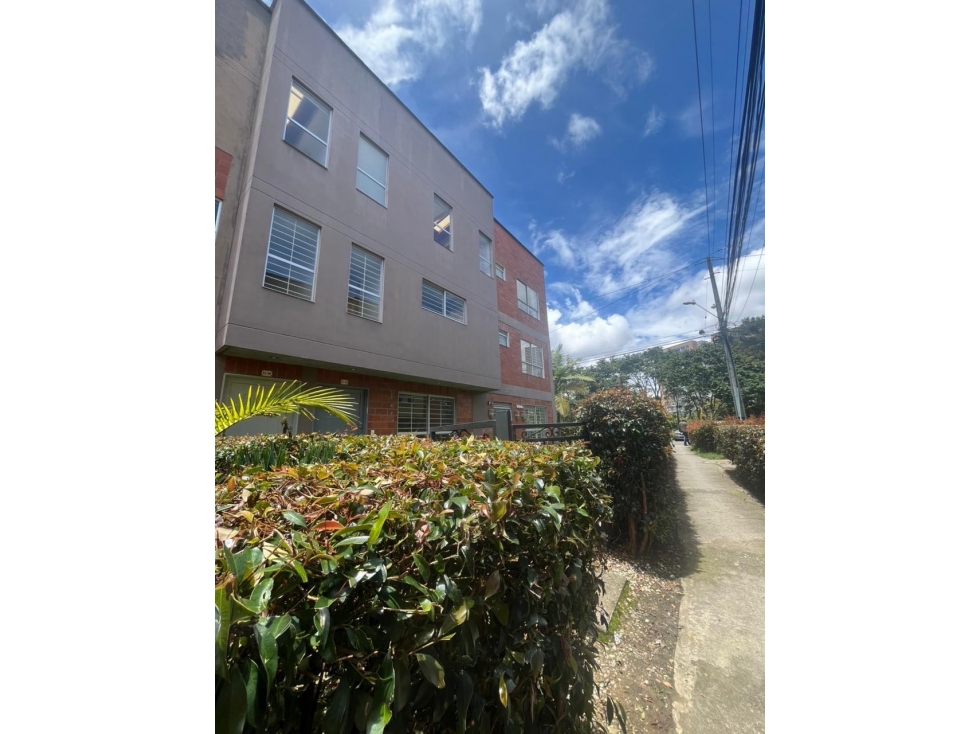 Se vende segundo piso en San Fernando SB