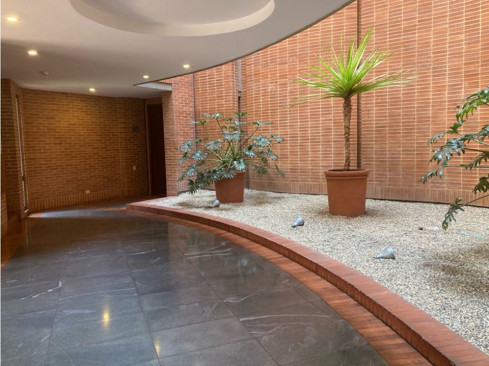 SE VENDE APARTAMENTO EN SANTA BÁRBARA ALTA DE BOGOTÁ — foto 2