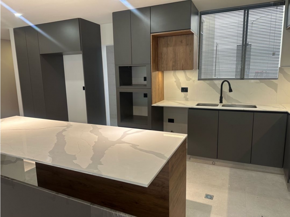 SE VENDE APARTAMENTO EN SANTA BÁRBARA CENTRAL.T/A — foto 6