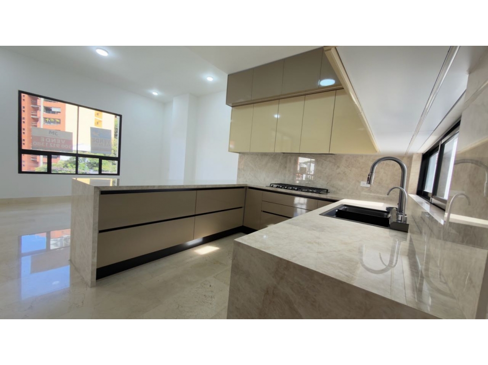 SE VENDE APARTAMENTO EN SANTA TERESITA MMCV