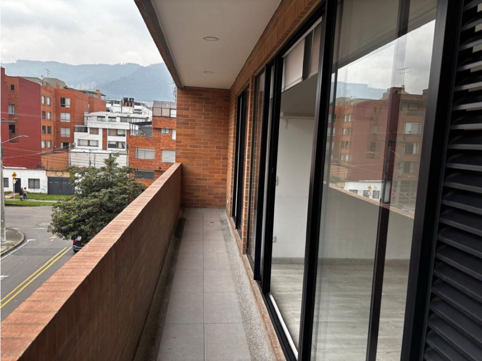 SE VENDE APARTAESTUDIO CON BALCÓN EN SANTA BÁRBARA.P — foto 3