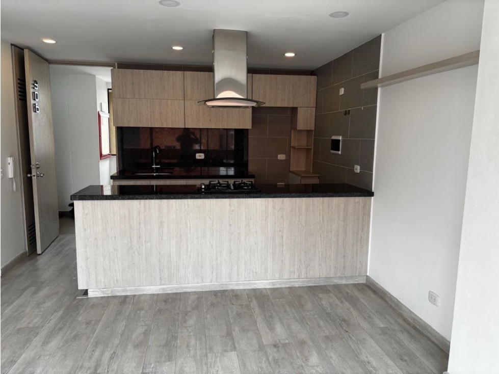 SE VENDE APARTAESTUDIO CON BALCÓN EN SANTA BÁRBARA.P — foto 5