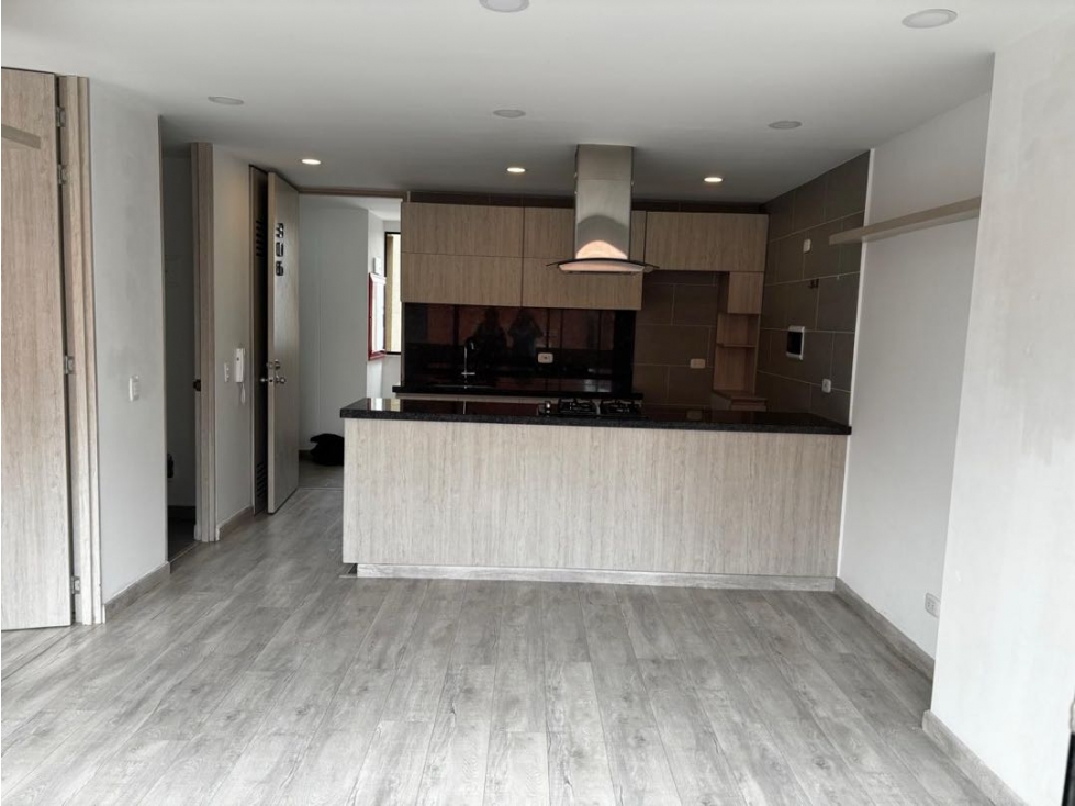 SE VENDE APARTAESTUDIO CON BALCÓN EN SANTA BÁRBARA.P — foto 6