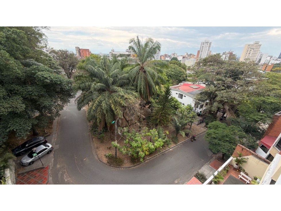 SE VENDE APARTAMENTO EN SANTA MONICA CALI