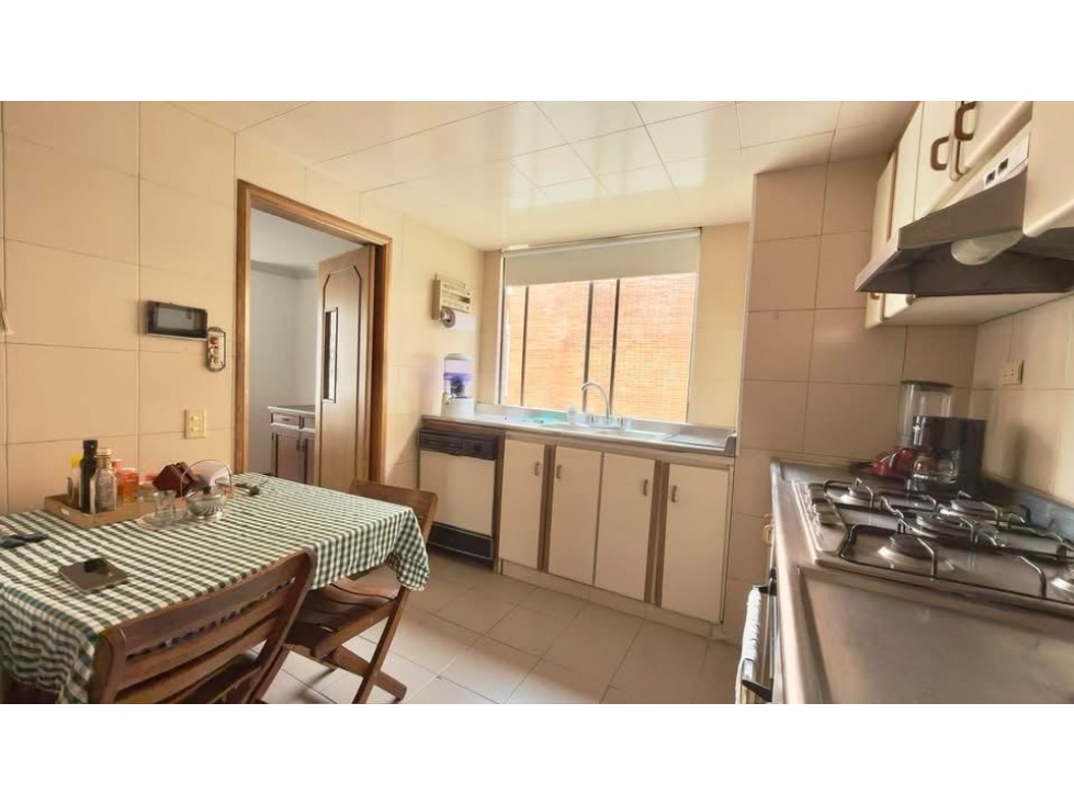 SE VENDE APARTAMENTO EN SANTA BARBARA ( 3 niveles) 136 Mts — foto 5
