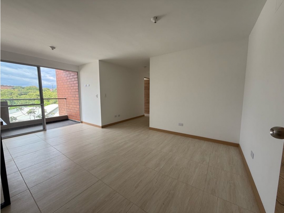 Se vende apartamento en Senderos de San Silvestre piso 8 — foto 2
