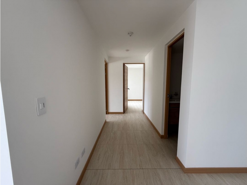 Se vende apartamento en Senderos de San Silvestre piso 8 — foto 5
