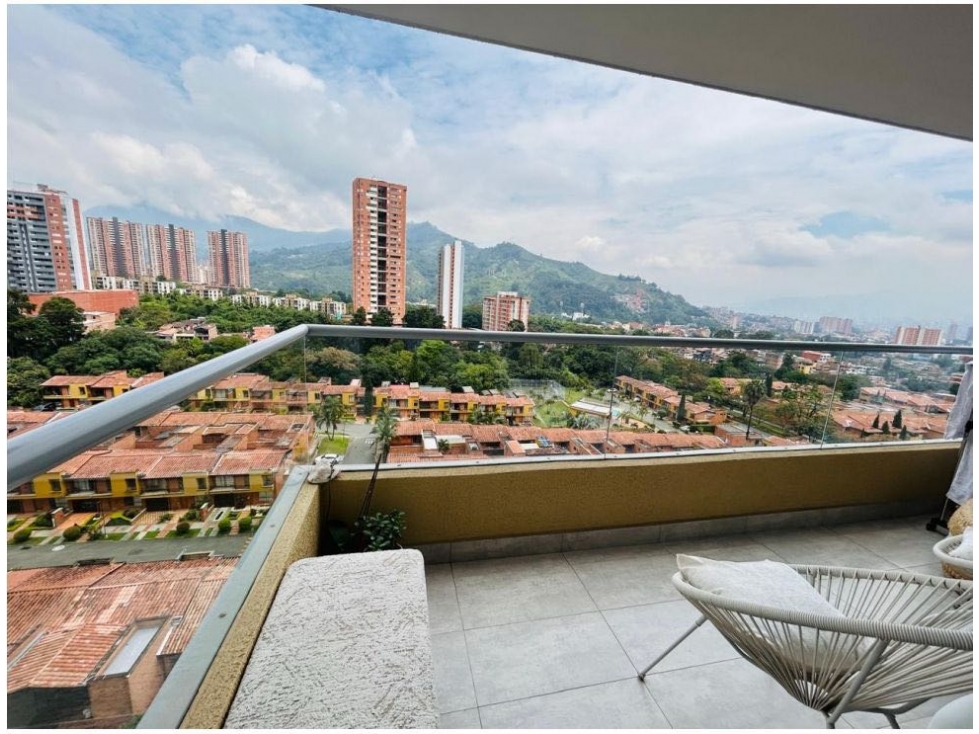 SE VENDE APARTAMENTO EN SURAMERICA ITAGUI CERCA AL MALL HERMOSA VISTA