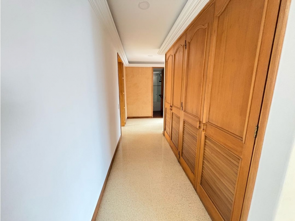 Apartamento en Arriendo en Laureles — foto 6