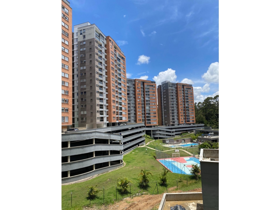 Se vende apartamento en unidad cerrada AQUA, en Rionegro