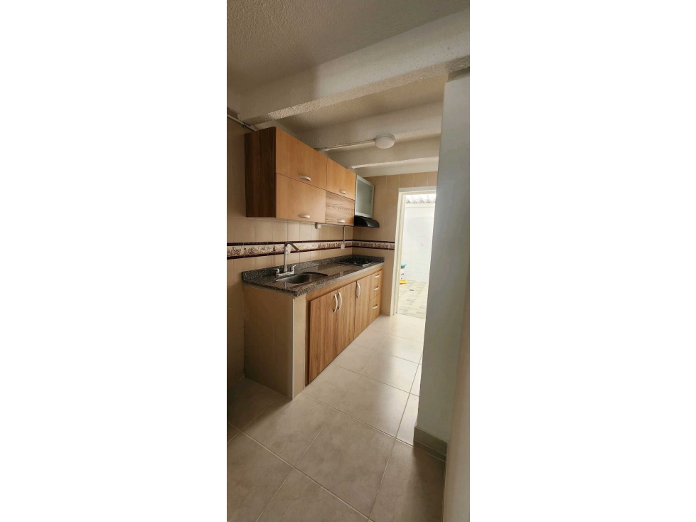Se VENDE APARTAMENTO en unidad multifamiliar como opción de inversión — foto 3