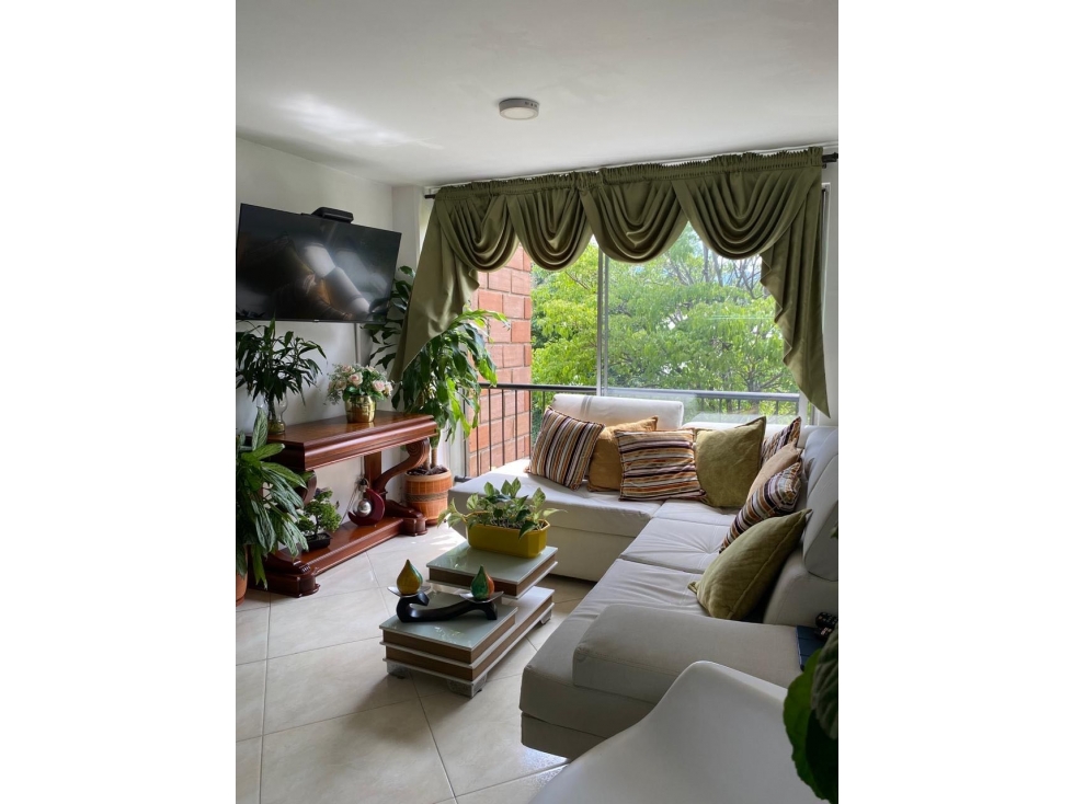VENDE HERMOSO APARTAMENTO en Santa Mónica 2 Medellín — foto 3