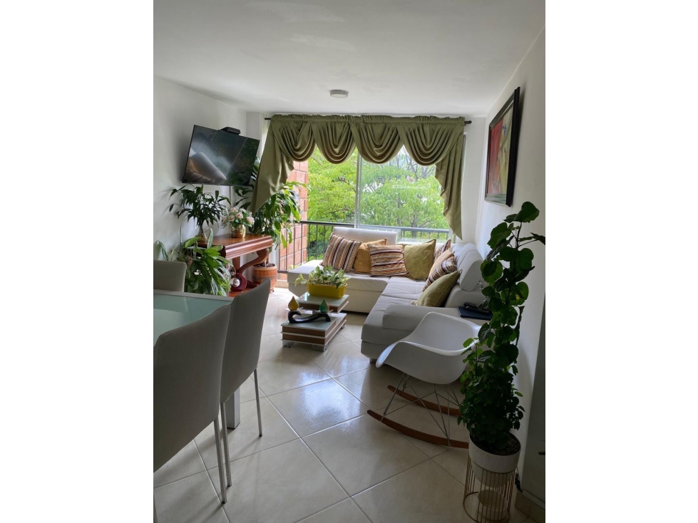 VENDE HERMOSO APARTAMENTO en Santa Mónica 2 Medellín — foto 4