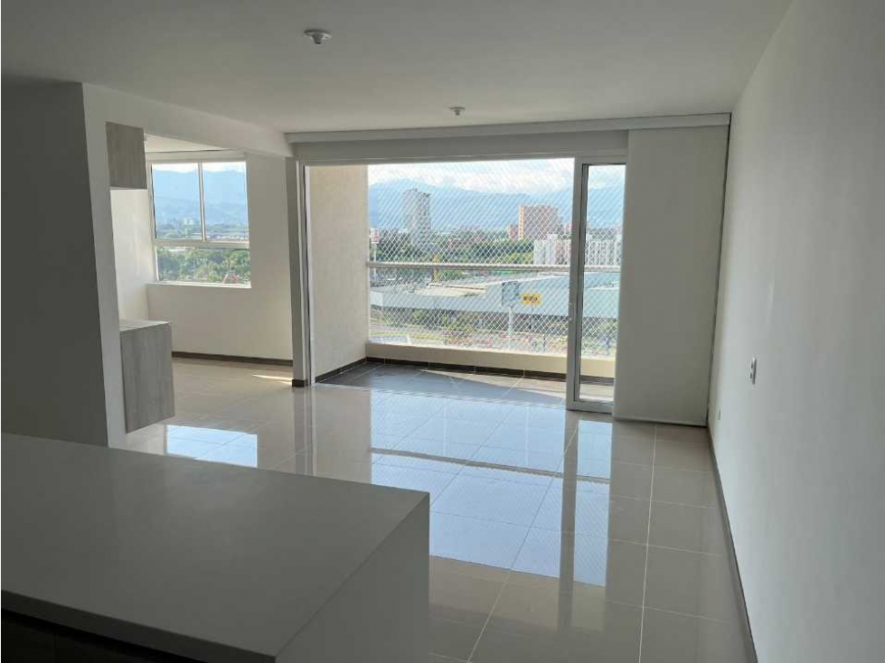 SE VENDE APARTAMENTO EN VALLE DEL LILI PISO 13 C-DC W:7037012