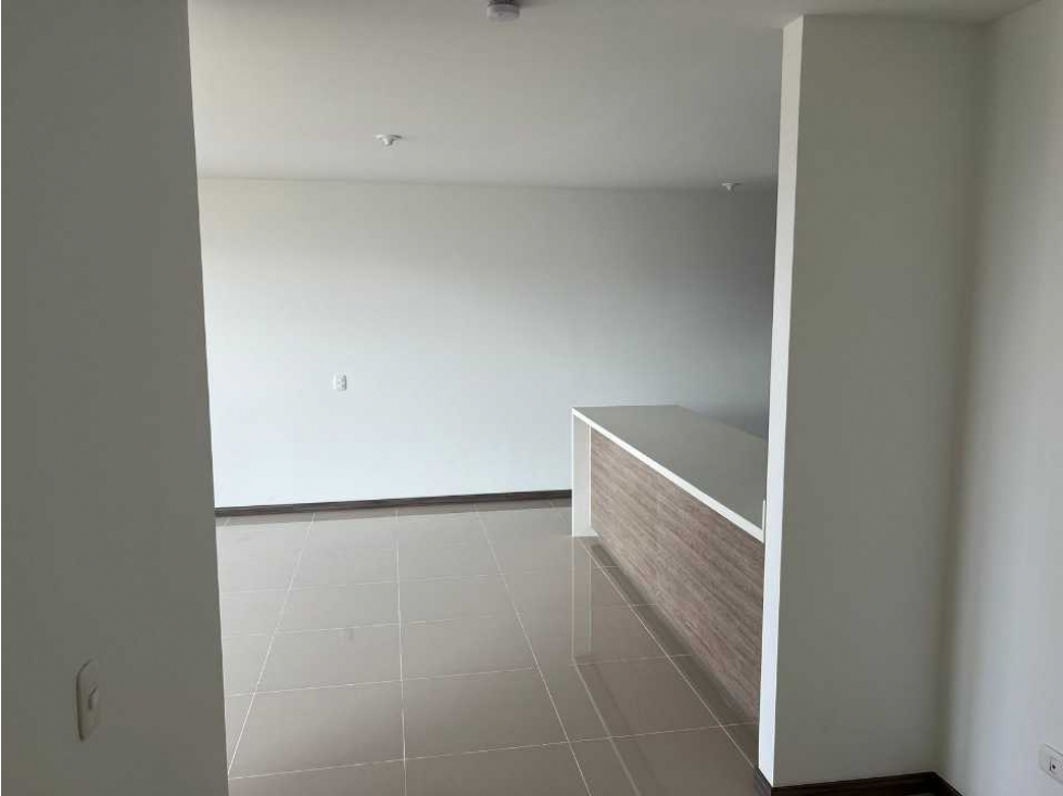 SE VENDE APARTAMENTO EN VALLE DEL LILI PISO 13 C-DC W:7037012 — foto 4